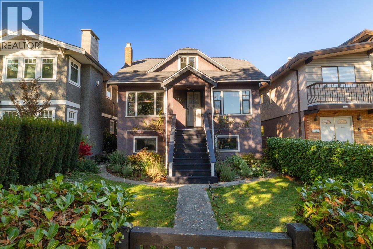 2125 E 5TH AVENUE, Vancouver, British Columbia