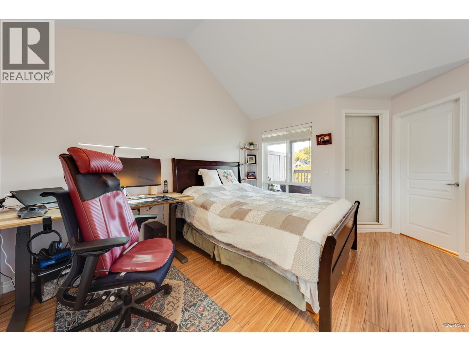 7371 Magnolia Terrace, Burnaby, British Columbia  V5E 4M3 - Photo 19 - R3060391