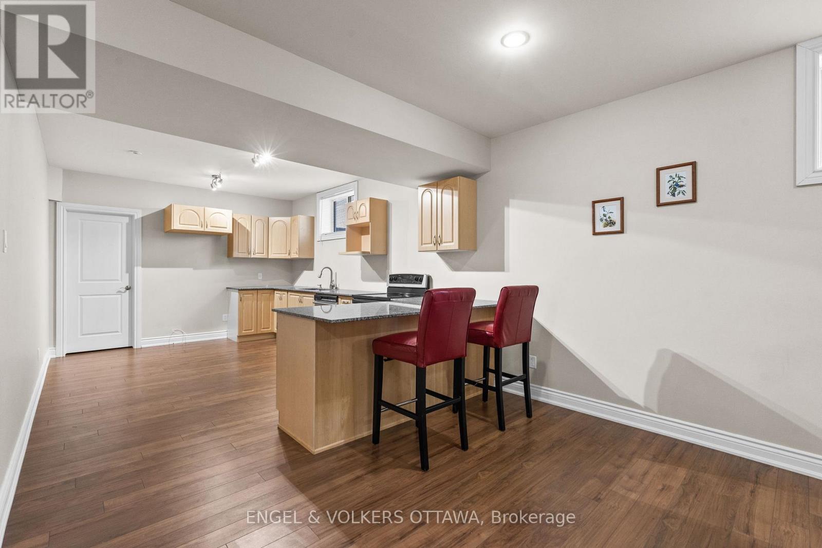 7510 Village Centre Place, Ottawa, Ontario  K4P 0C8 - Photo 38 - X12383483