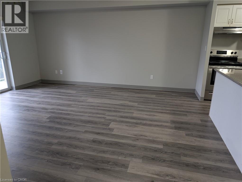 736 Old Albert Street Unit# 210, Waterloo, Ontario  N2L 6R4 - Photo 5 - 40780761