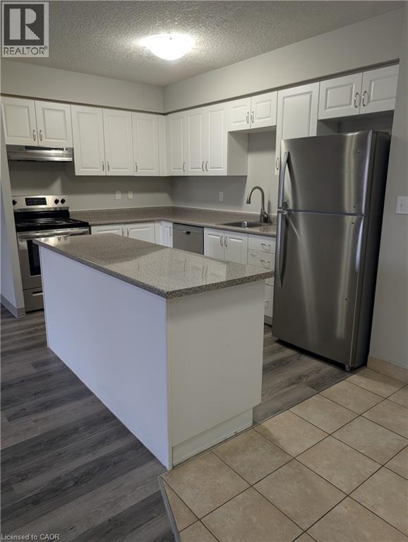 736 Old Albert Street Unit# 210, Waterloo, Ontario  N2L 6R4 - Photo 3 - 40780761