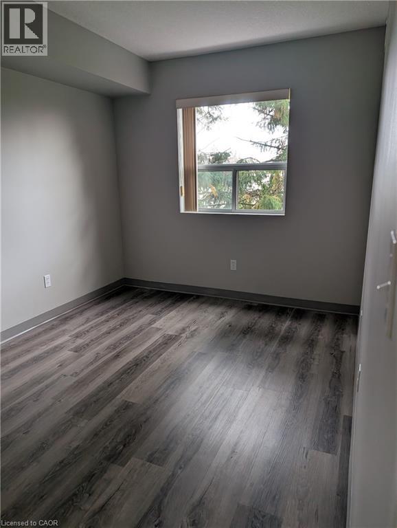 736 Old Albert Street Unit# 210, Waterloo, Ontario  N2L 6R4 - Photo 7 - 40780761