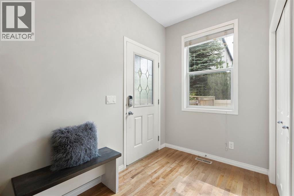 99 Sage Valley Park Nw, Calgary, Alberta  T3R 0E5 - Photo 2 - A2248395