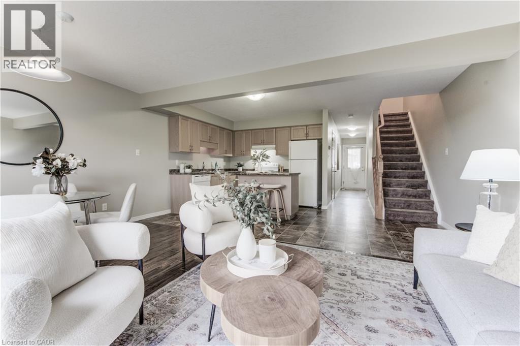 355 Fisher Mills Road Unit# 27, Cambridge, Ontario  N3C 4N5 - Photo 1 - 40781378