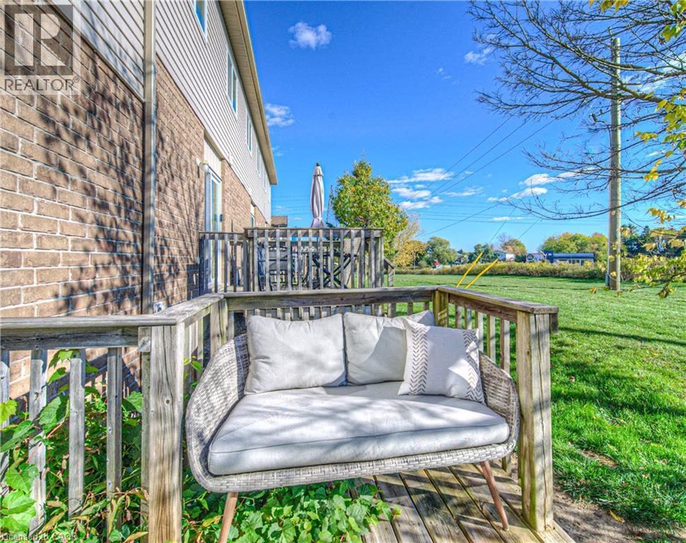 355 Fisher Mills Road Unit# 27, Cambridge, Ontario  N3C 4N5 - Photo 25 - 40781378