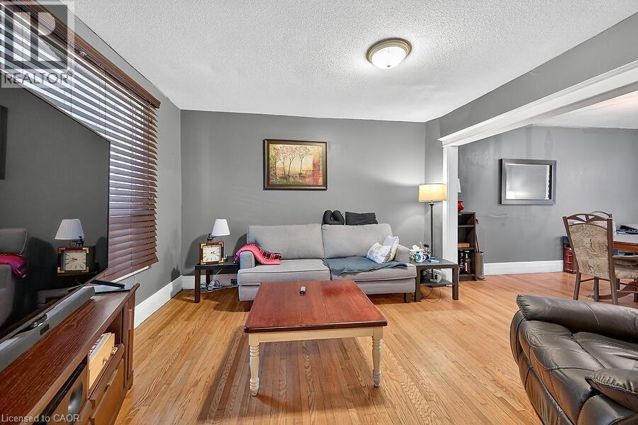 174 East 23rd Street, Hamilton, Ontario  L8V 2X1 - Photo 21 - 40781065