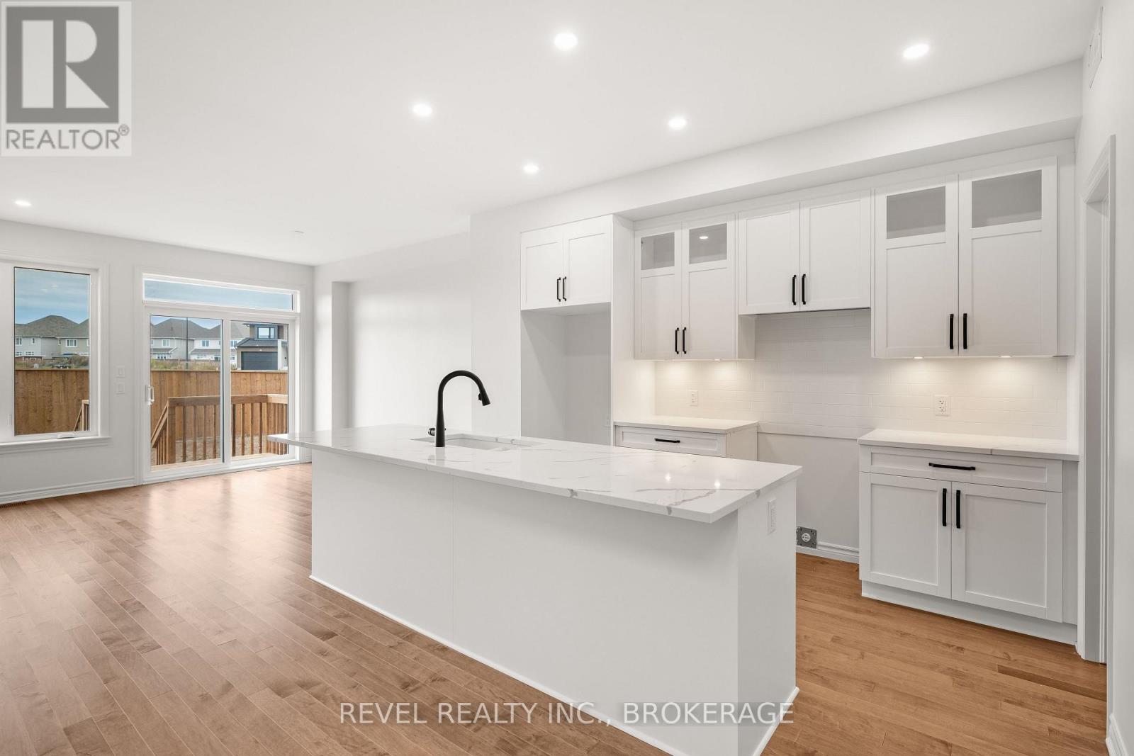 1075 Barrow Avenue, Kingston (East Gardiners Rd), Ontario  K7M 0K5 - Photo 11 - X12476358