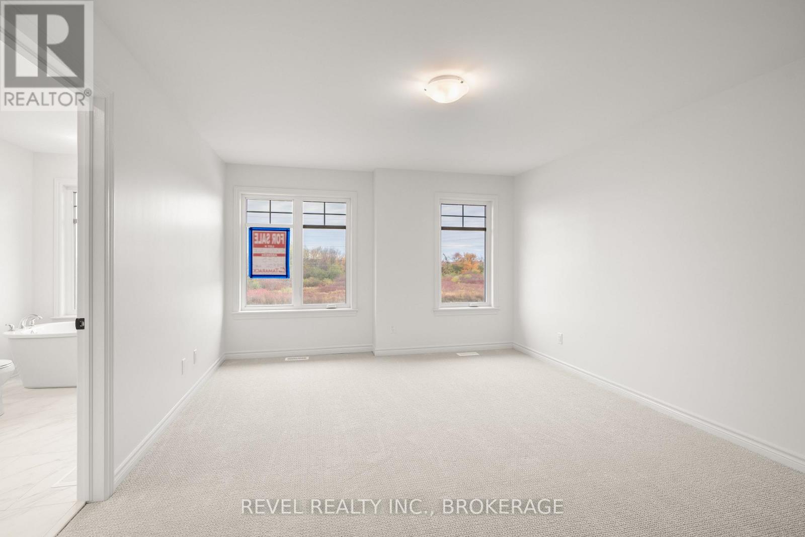 1075 Barrow Avenue, Kingston (East Gardiners Rd), Ontario  K7M 0K5 - Photo 15 - X12476358