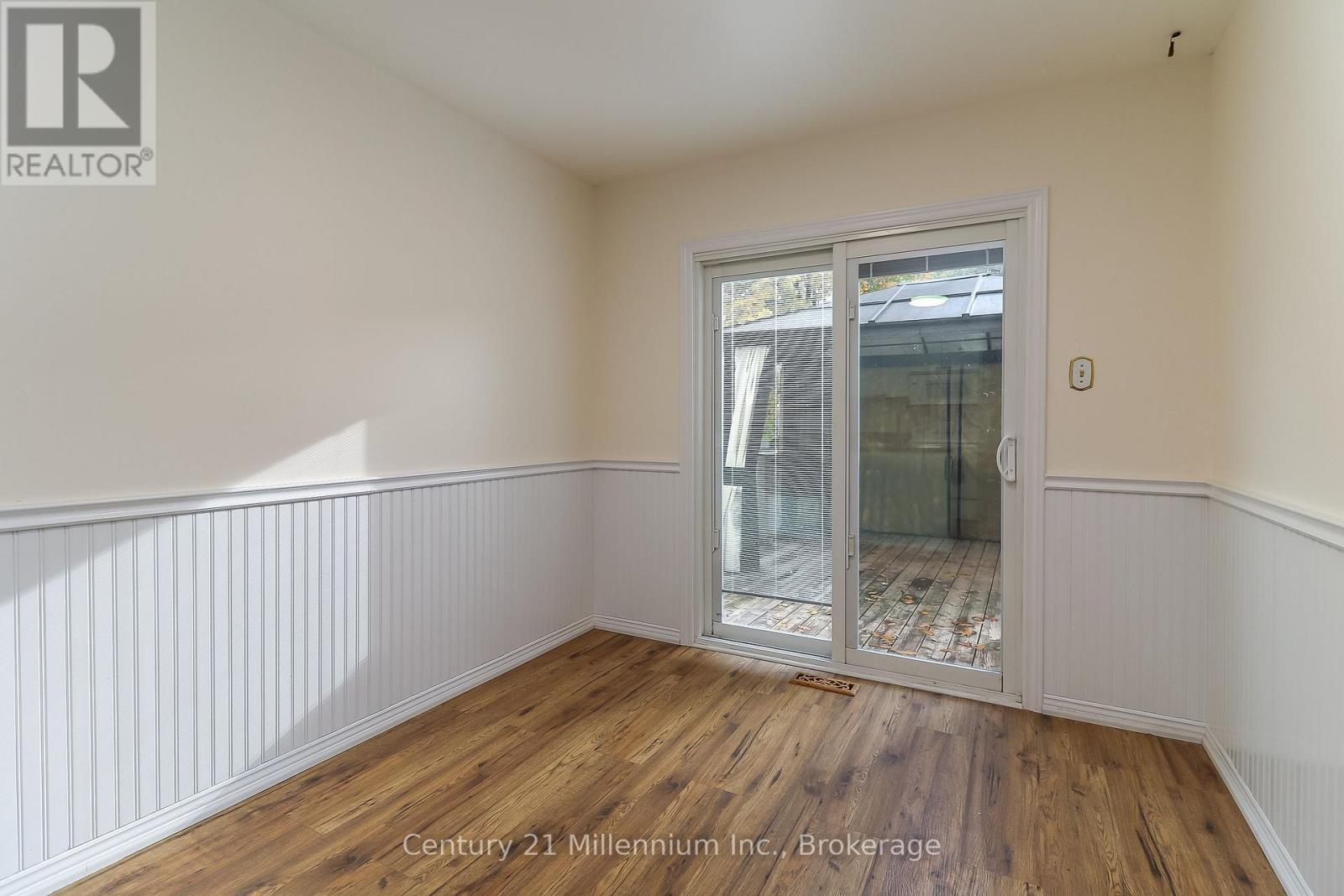 71 Donald Crescent, Wasaga Beach, Ontario  L9Z 1E3 - Photo 11 - S12476233