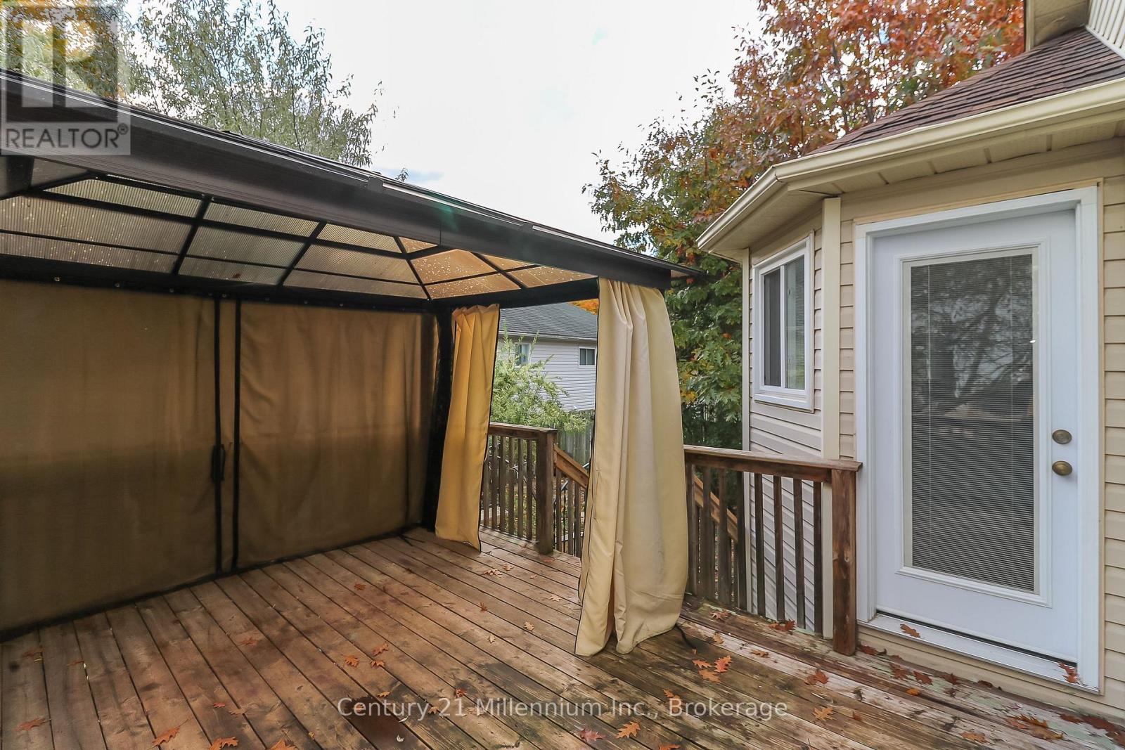71 Donald Crescent, Wasaga Beach, Ontario  L9Z 1E3 - Photo 13 - S12476233