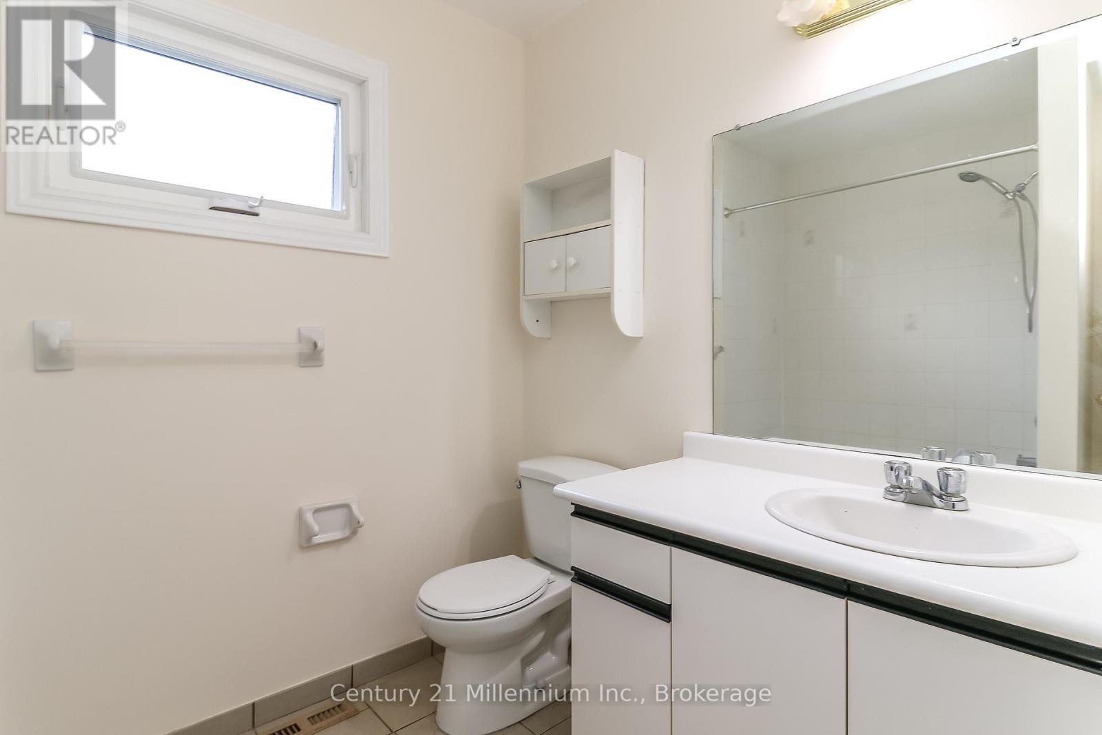 71 Donald Crescent, Wasaga Beach, Ontario  L9Z 1E3 - Photo 18 - S12476233