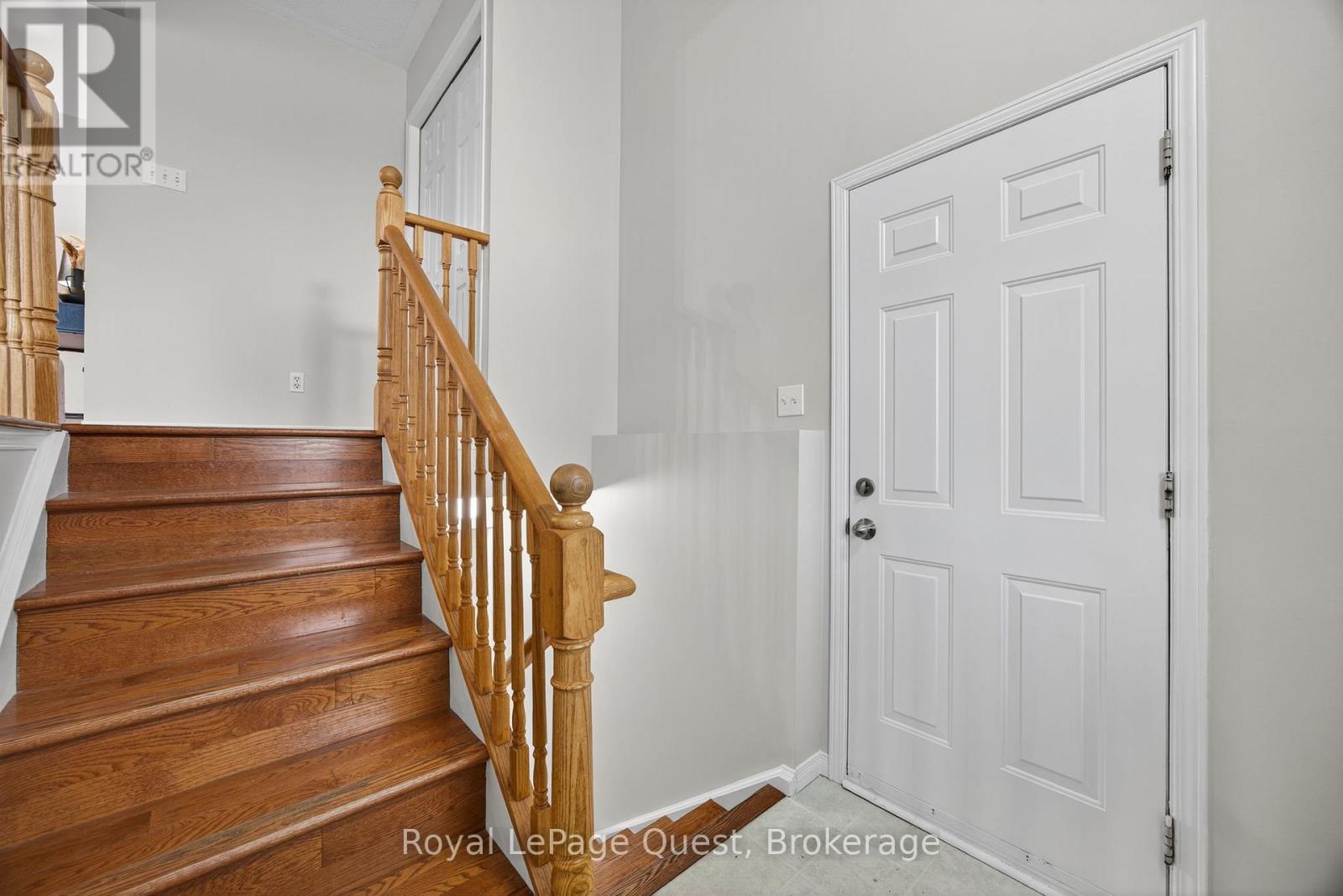 42 Jordon Crescent, Orillia, Ontario  L3V 8A9 - Photo 5 - S12476352
