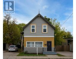 105 HAMILTON ROAD, London East, Ontario