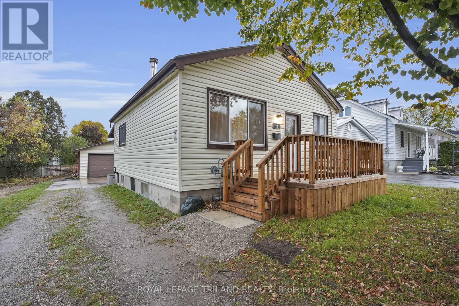 114 EMERY STREET W, London South, Ontario