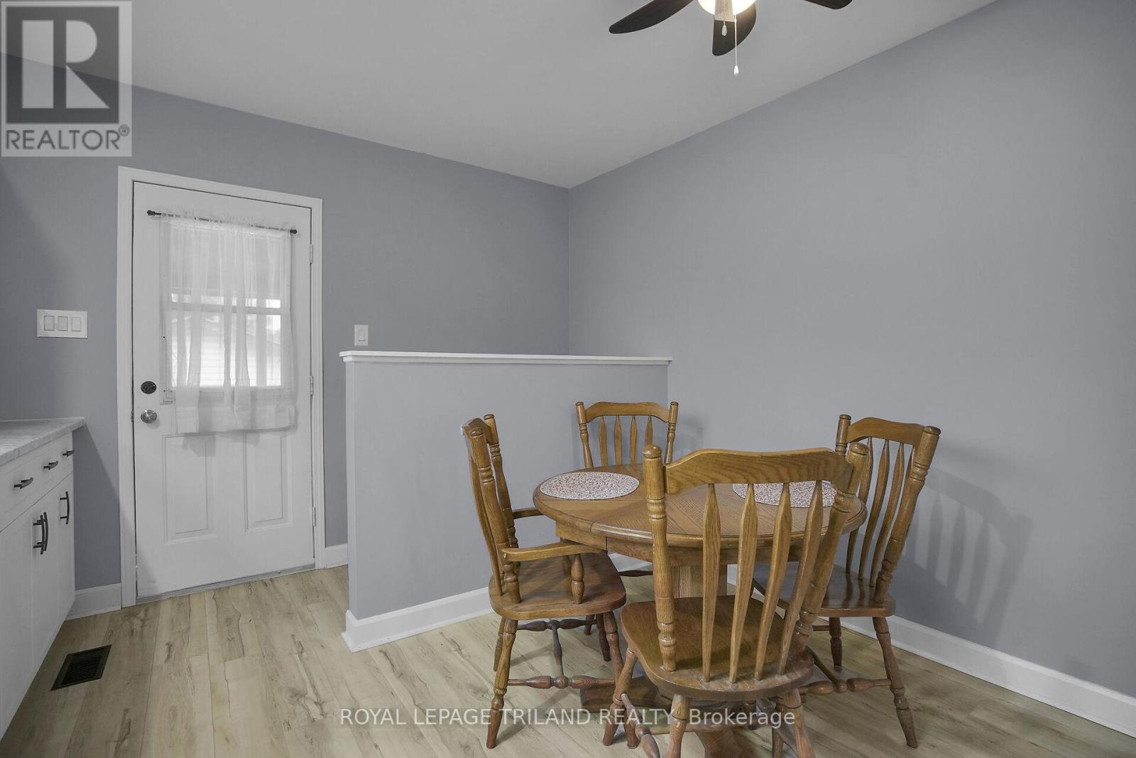 114 Emery Street W, London South (South E), Ontario  N6J 1S1 - Photo 12 - X12476375