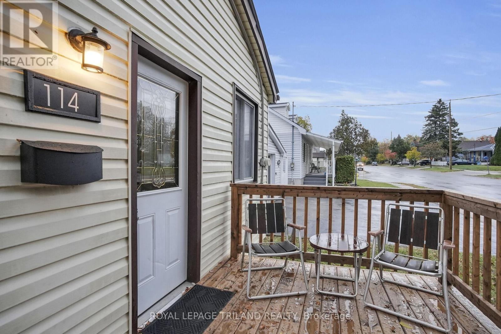 114 Emery Street W, London South (South E), Ontario  N6J 1S1 - Photo 4 - X12476375
