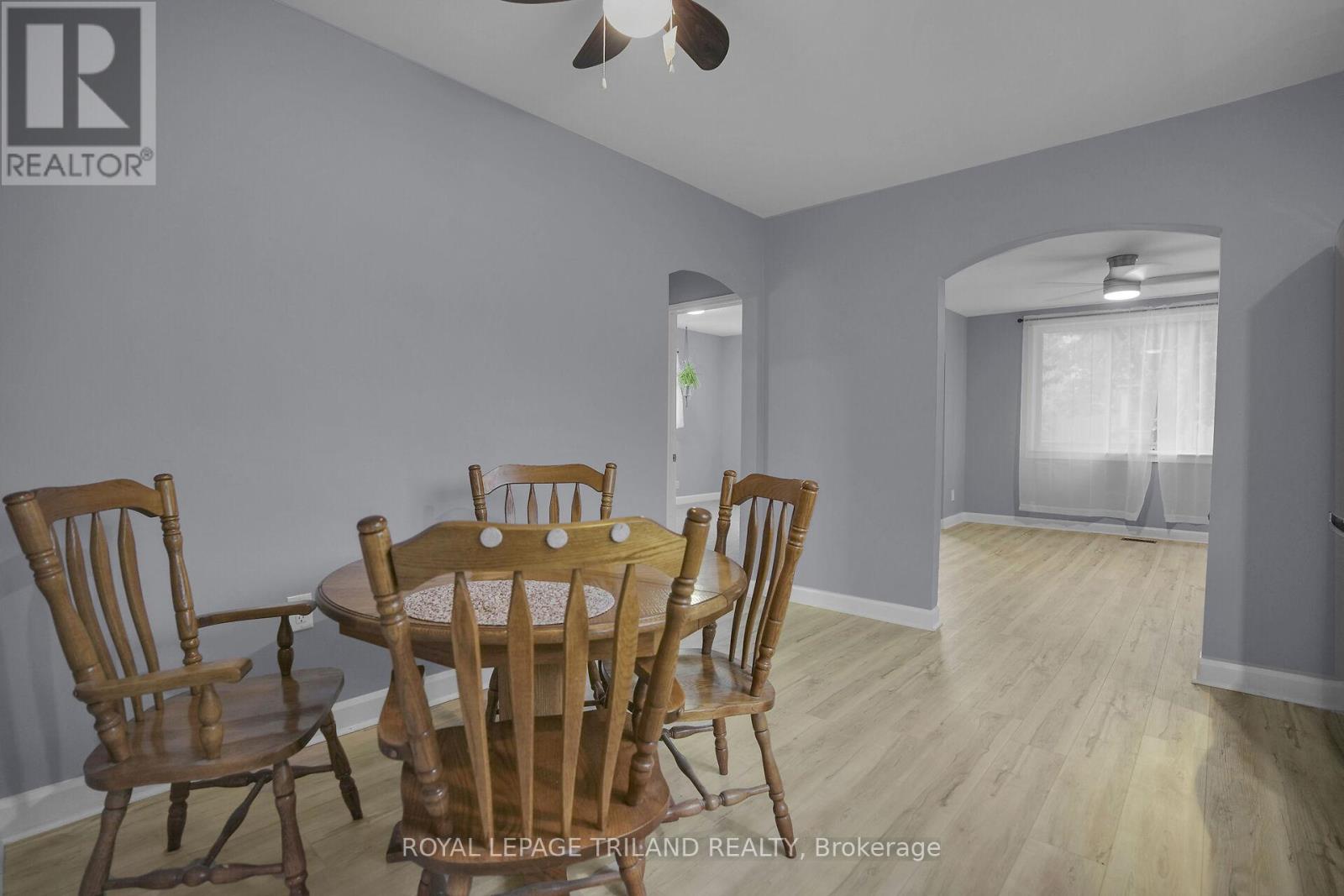 114 Emery Street W, London South (South E), Ontario  N6J 1S1 - Photo 7 - X12476375