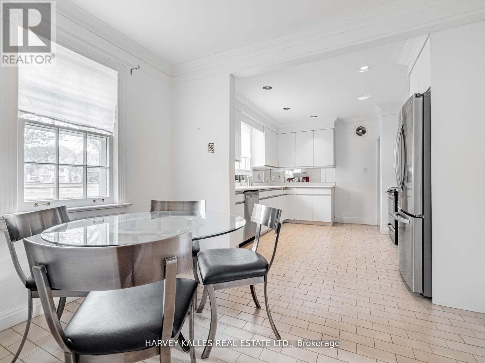 2 Silverwood Avenue, Toronto (Forest Hill South), Ontario  M5P 1W4 - Photo 18 - C12475988