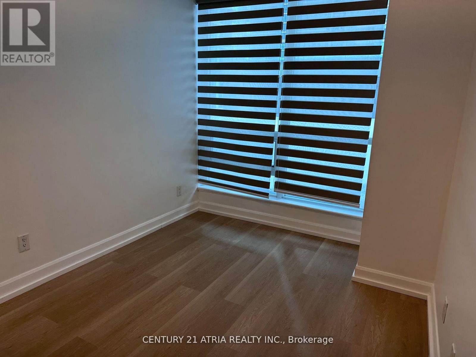 319 - 16 Yonge Street, Toronto, Ontario  M5E 2A1 - Photo 6 - C12476005