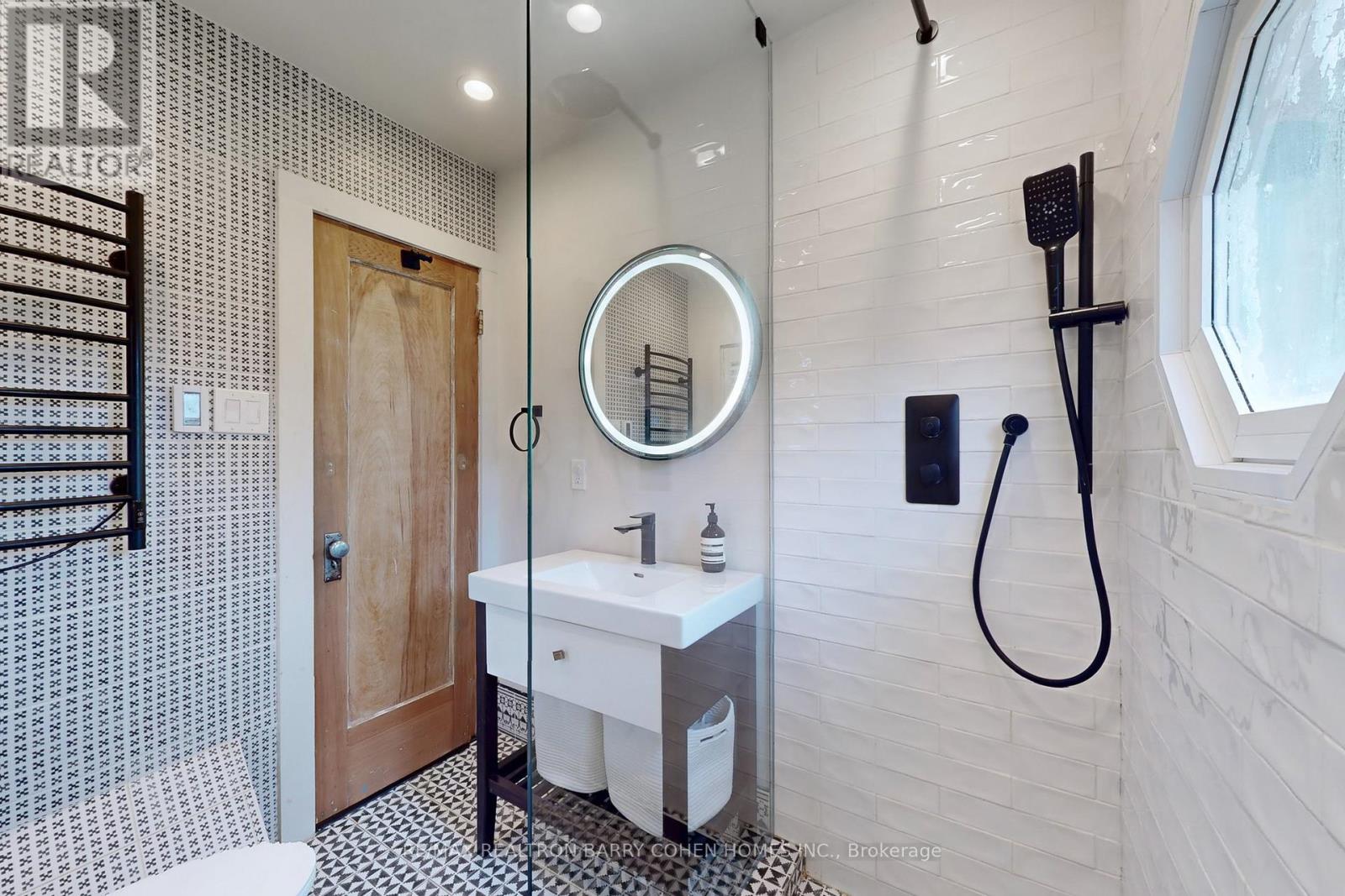 155 Parkhurst Boulevard, Toronto (Leaside), Ontario  M4G 2E8 - Photo 25 - C12476019