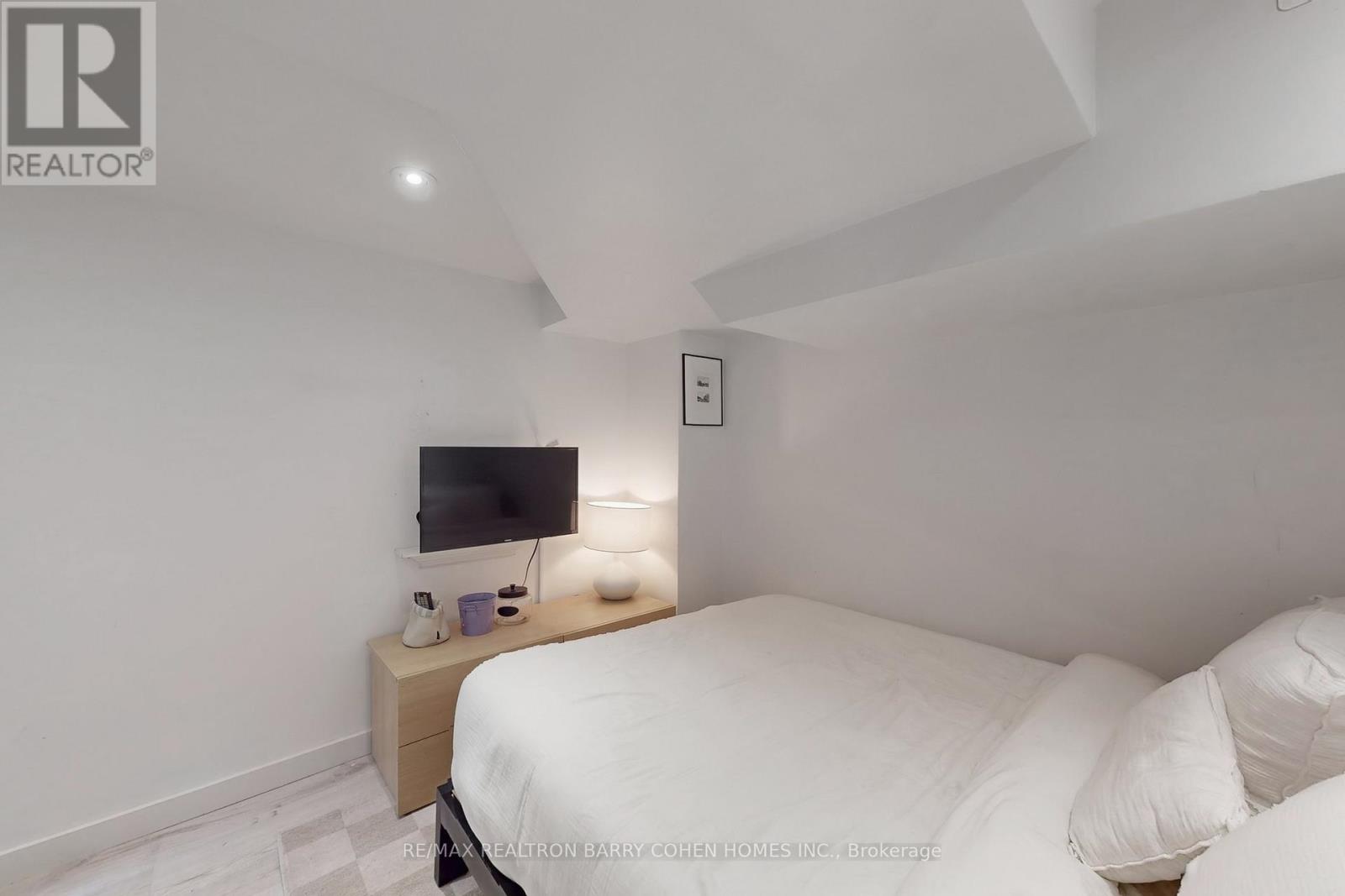 155 Parkhurst Boulevard, Toronto (Leaside), Ontario  M4G 2E8 - Photo 30 - C12476019