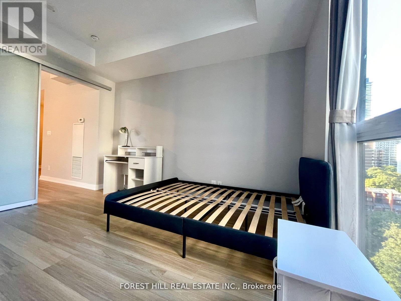 908 - 17 Dundonald Street, Toronto, Ontario  M4Y 0E4 - Photo 10 - C12476020