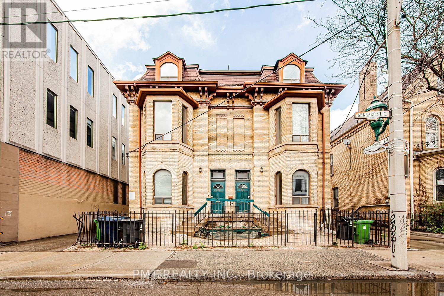 1 - 202 GERRARD STREET E, Toronto, Ontario