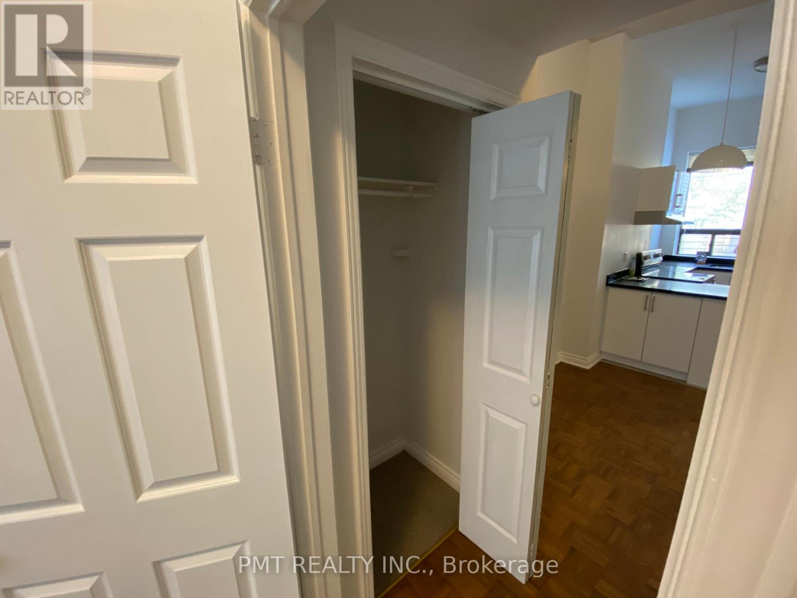 1 - 202 Gerrard Street E, Toronto, Ontario  M5A 2E6 - Photo 12 - C12476023