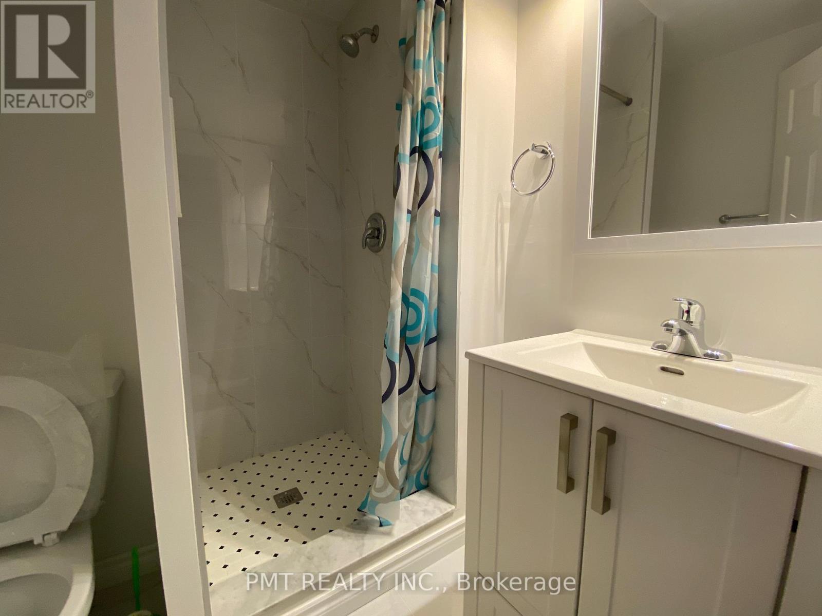 1 - 202 Gerrard Street E, Toronto, Ontario  M5A 2E6 - Photo 17 - C12476023
