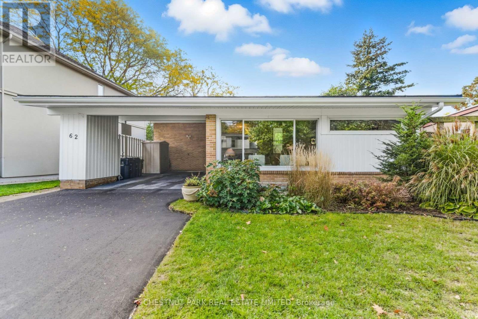 62 Talwood Drive, Toronto (Banbury-Don Mills), Ontario  M3B 2P5 - Photo 1 - C12476060