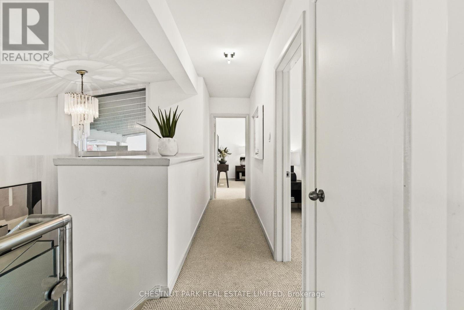62 Talwood Drive, Toronto (Banbury-Don Mills), Ontario  M3B 2P5 - Photo 10 - C12476060