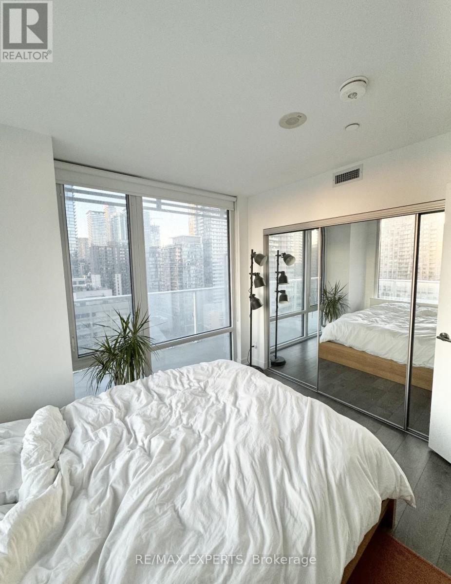 1610 - 18 Maitland Terrace, Toronto, Ontario  M4Y 0H2 - Photo 11 - C12476087