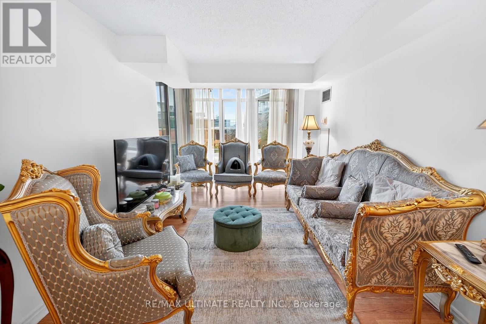 811 - 39 Parliament Street, Toronto, Ontario  M4A 4R2 - Photo 6 - C12476136