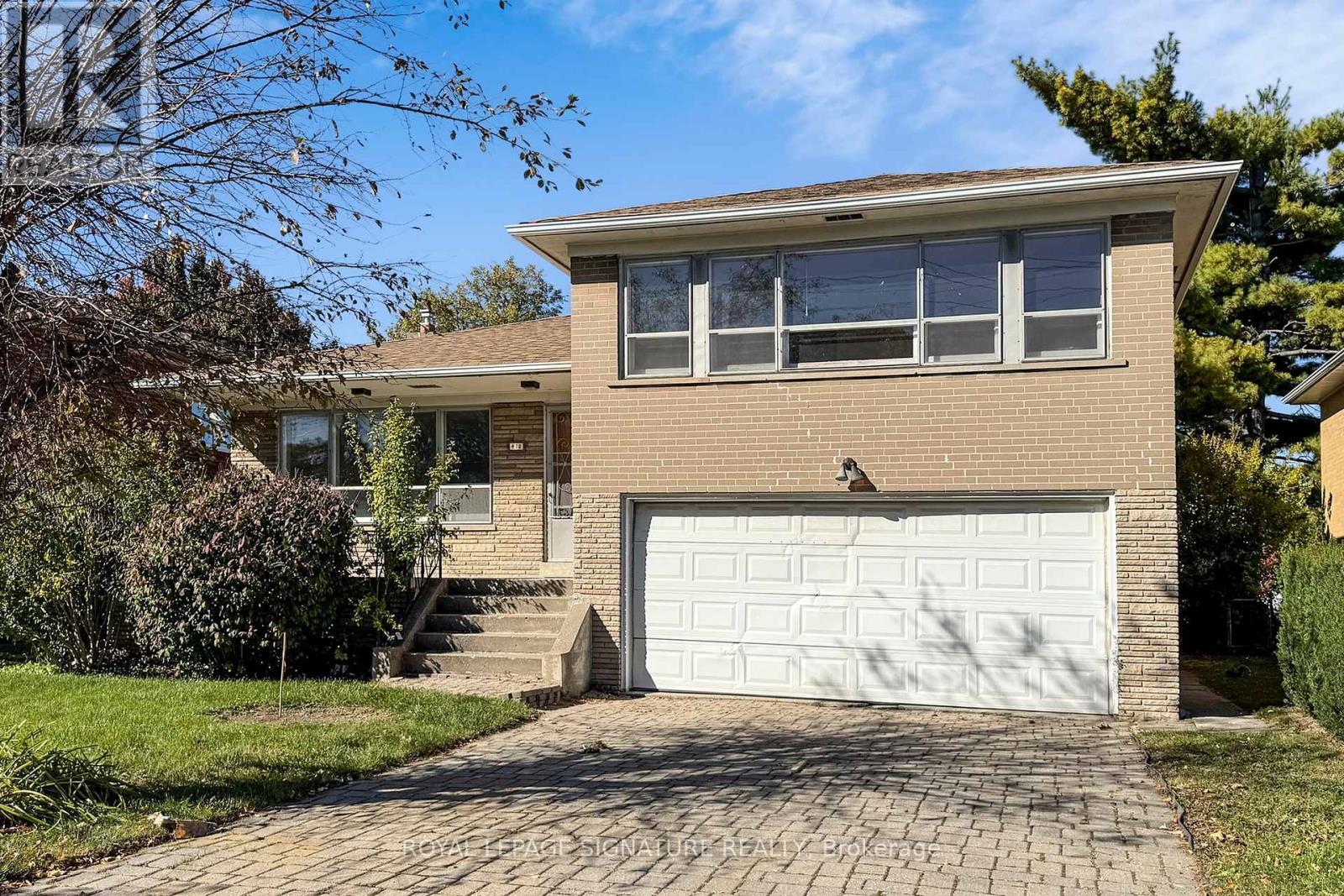 410 Patricia Avenue, Toronto (Newtonbrook West), Ontario  M2R 2M9 - Photo 1 - C12476144