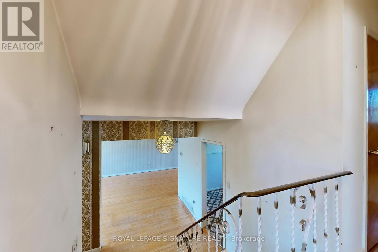 410 Patricia Avenue, Toronto (Newtonbrook West), Ontario  M2R 2M9 - Photo 16 - C12476144