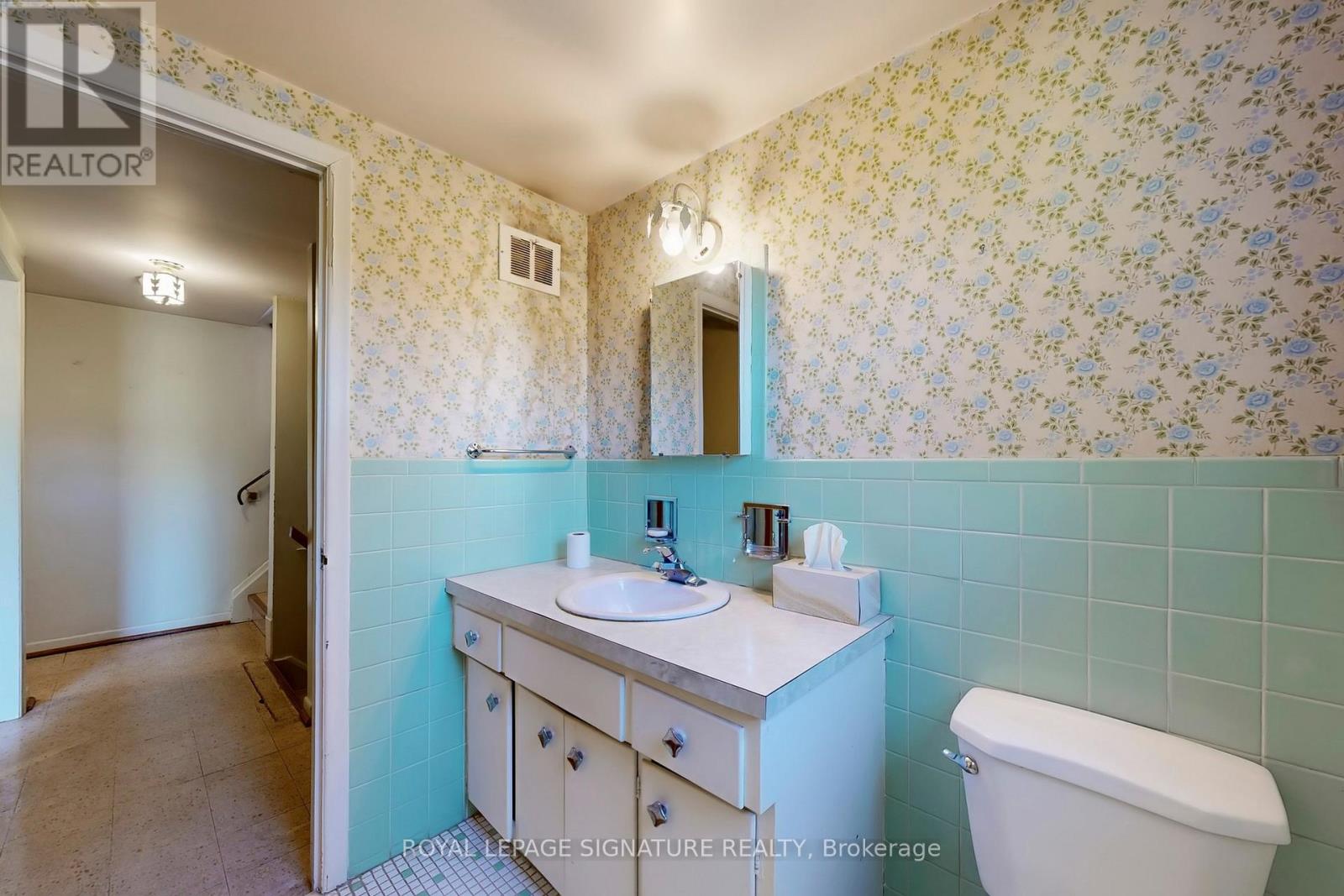 410 Patricia Avenue, Toronto (Newtonbrook West), Ontario  M2R 2M9 - Photo 35 - C12476144