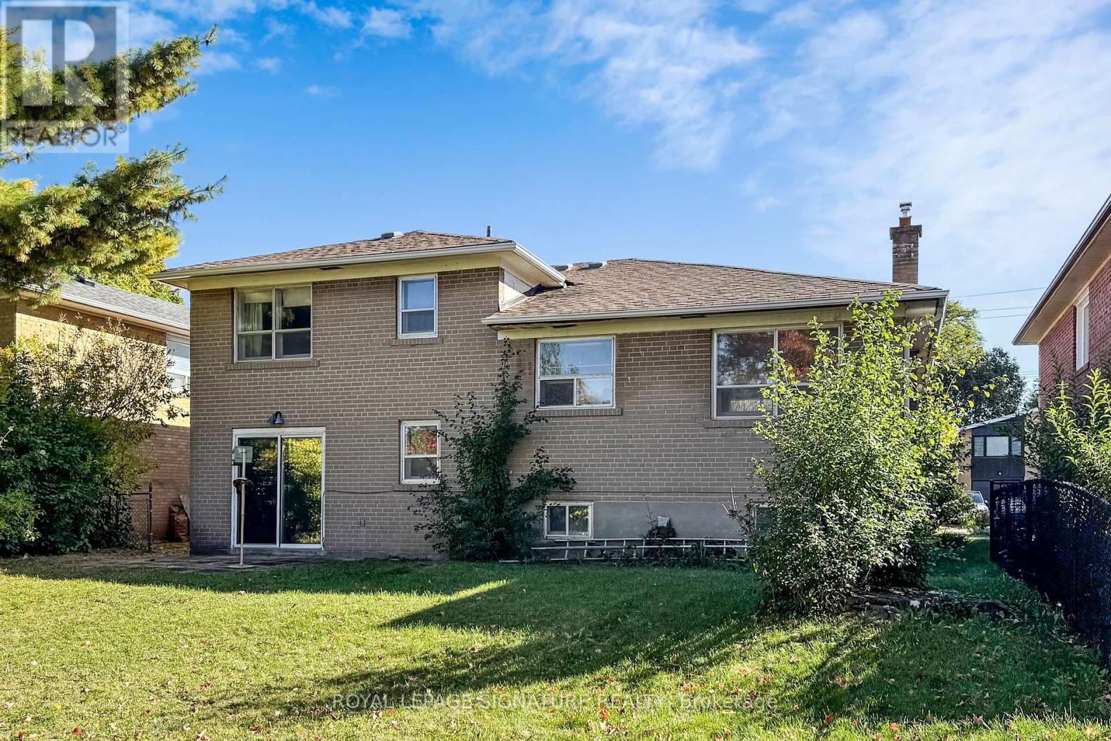 410 Patricia Avenue, Toronto (Newtonbrook West), Ontario  M2R 2M9 - Photo 45 - C12476144