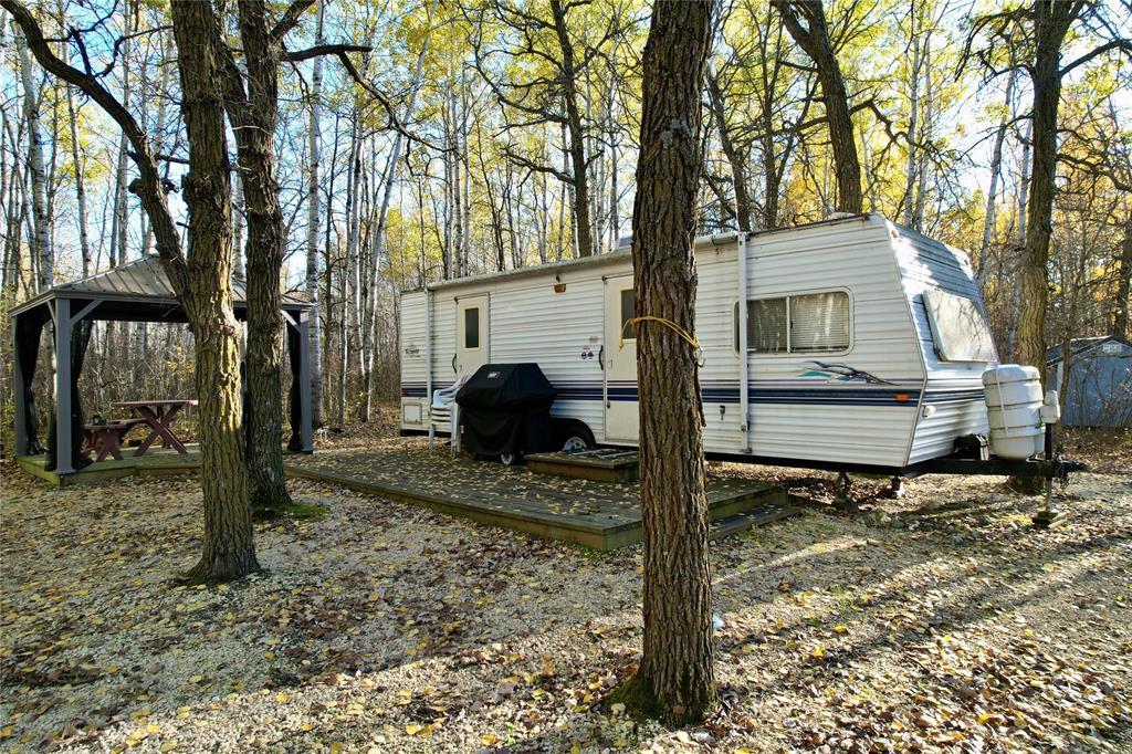 151 Cable Bridge Road, Roseau River, Manitoba  R0A 1P0 - Photo 12 - 202527104