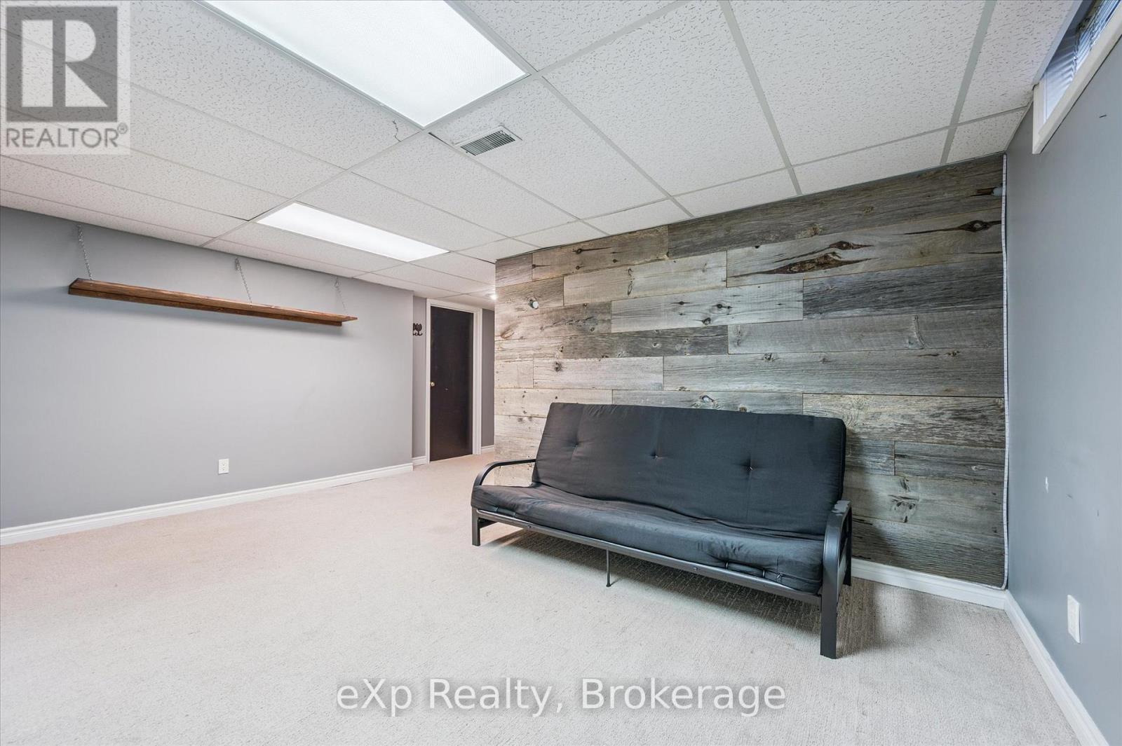 660 Maple Avenue N, North Perth, Ontario  N4W 3G5 - Photo 32 - X12476221