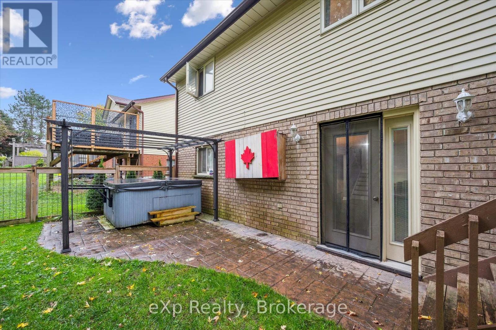660 Maple Avenue N, North Perth, Ontario  N4W 3G5 - Photo 35 - X12476221