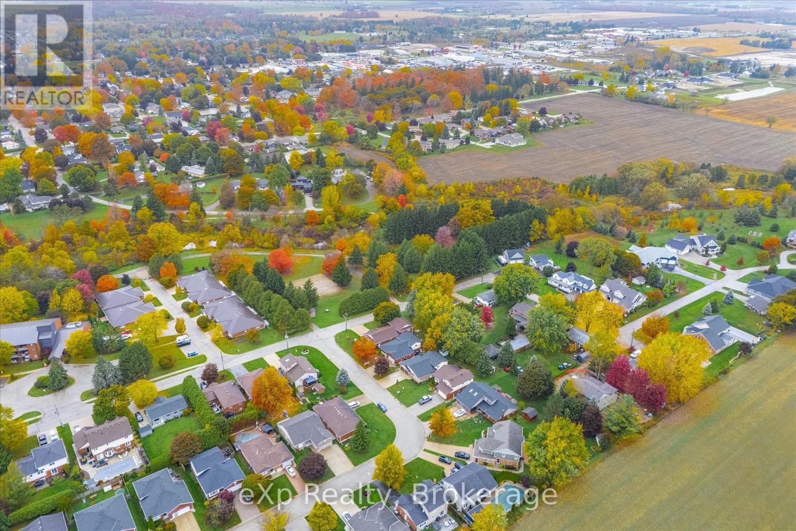 660 Maple Avenue N, North Perth, Ontario  N4W 3G5 - Photo 41 - X12476221