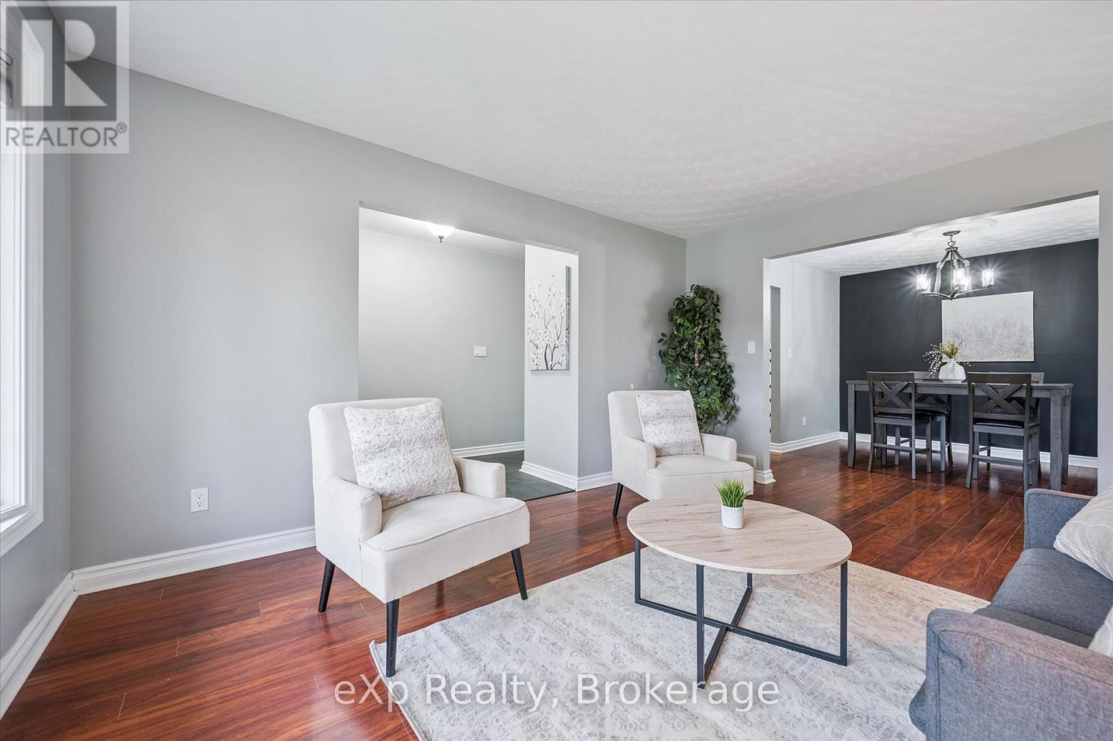 660 Maple Avenue N, North Perth, Ontario  N4W 3G5 - Photo 7 - X12476221