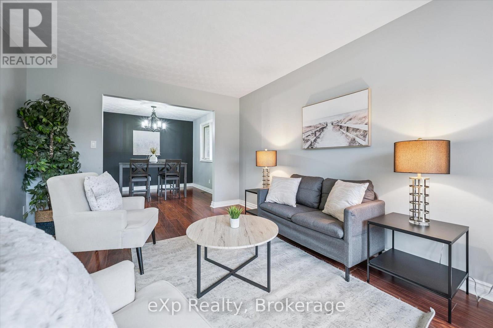 660 Maple Avenue N, North Perth, Ontario  N4W 3G5 - Photo 8 - X12476221