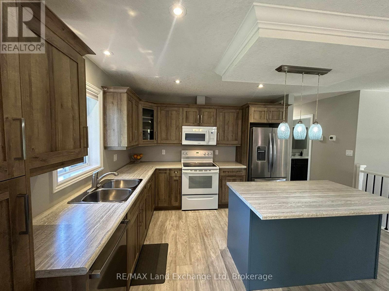 6 Janet Street S, South Bruce, Ontario  N0G 2S0 - Photo 7 - X12476227