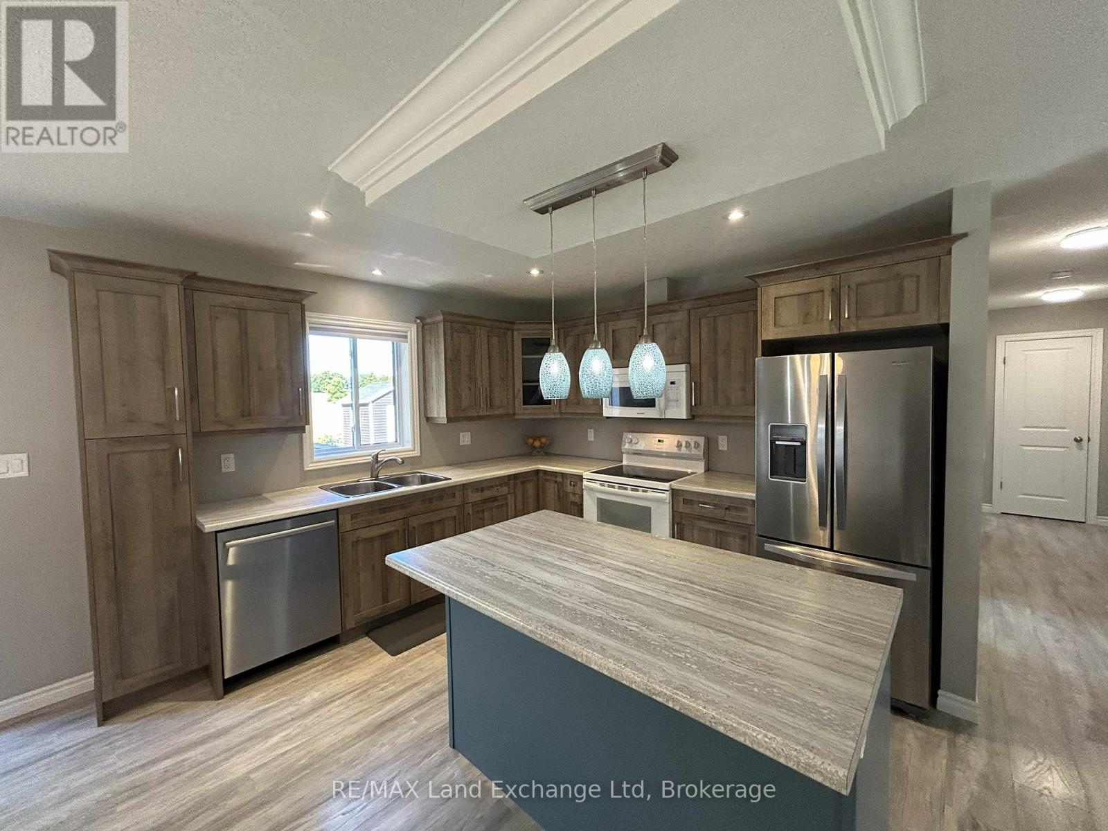 6 Janet Street S, South Bruce, Ontario  N0G 2S0 - Photo 8 - X12476227