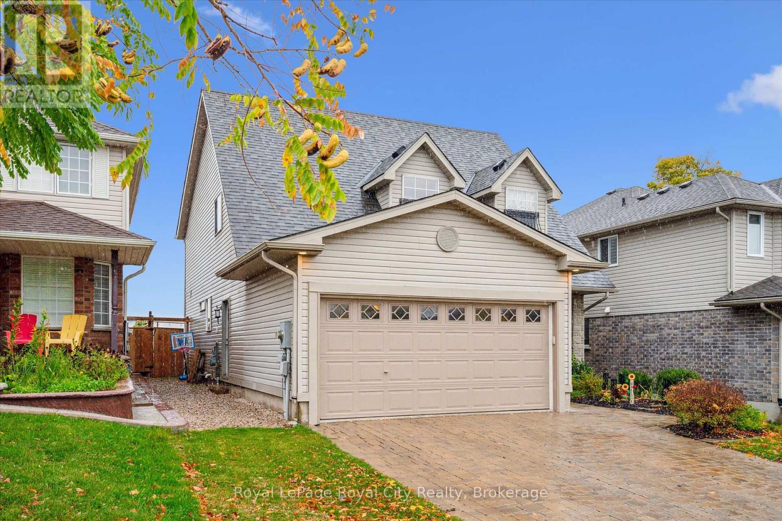 47 Norton Drive, Guelph, Ontario  N1E 7K9 - Photo 4 - X12476291