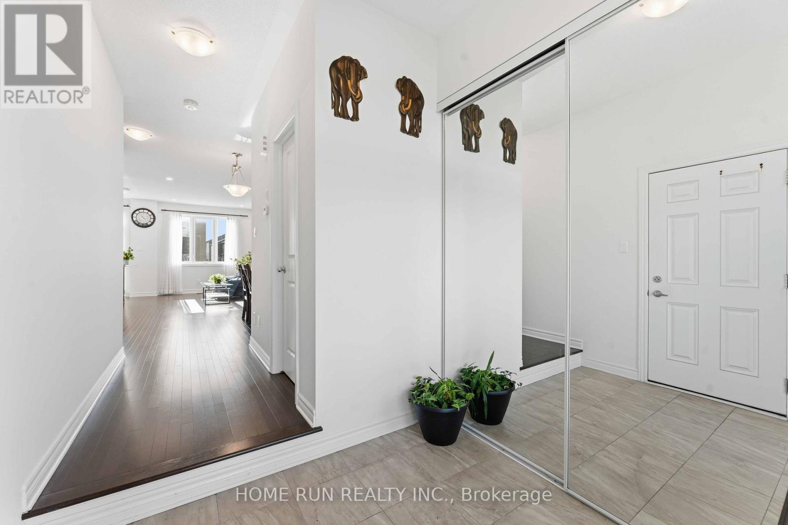 2548 Waterlilly Way, Ottawa, Ontario  K2J 0K6 - Photo 2 - X12476327