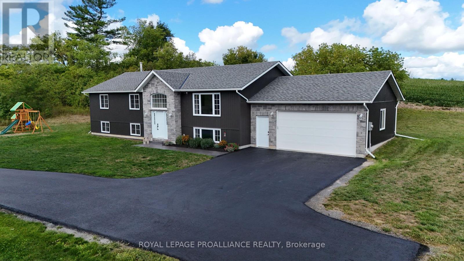 426 Free Road, Quinte West, Ontario  K0K 2C0 - Photo 4 - X12364475