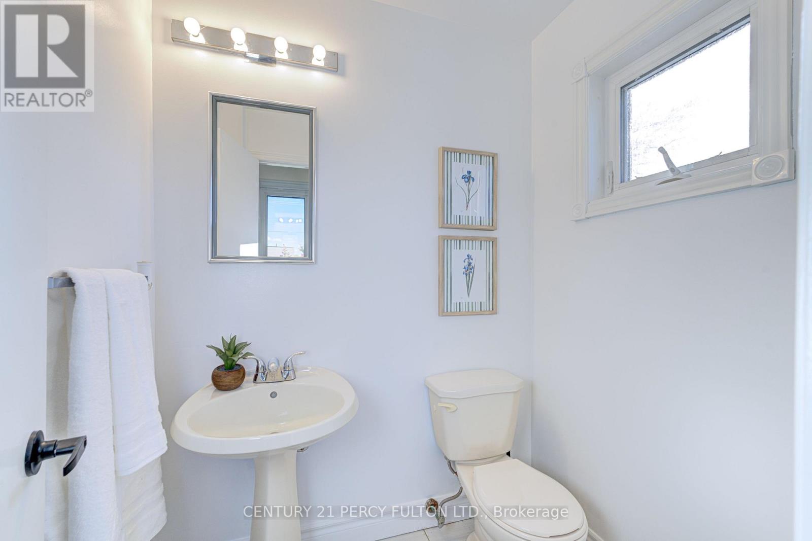 105 Clements Road W, Ajax (South West), Ontario  L1S 4H4 - Photo 16 - E12475991