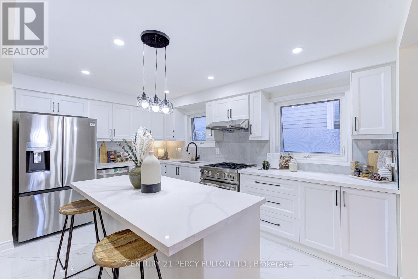 105 Clements Road W, Ajax (South West), Ontario  L1S 4H4 - Photo 8 - E12475991